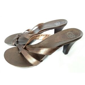 Gianni Bini Bronze Low Heel Slip-on Sandals sz 9.5